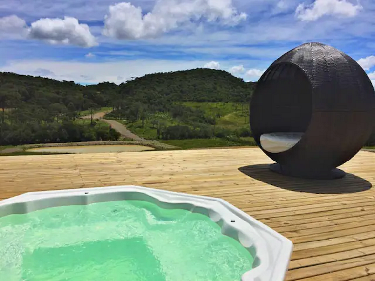 Casa Lavanda com 4 quartos e spa externo